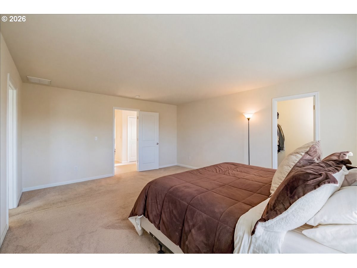 2943 Northwest Corktree Lane Albany, OR 97321 - Photo 25 of 39