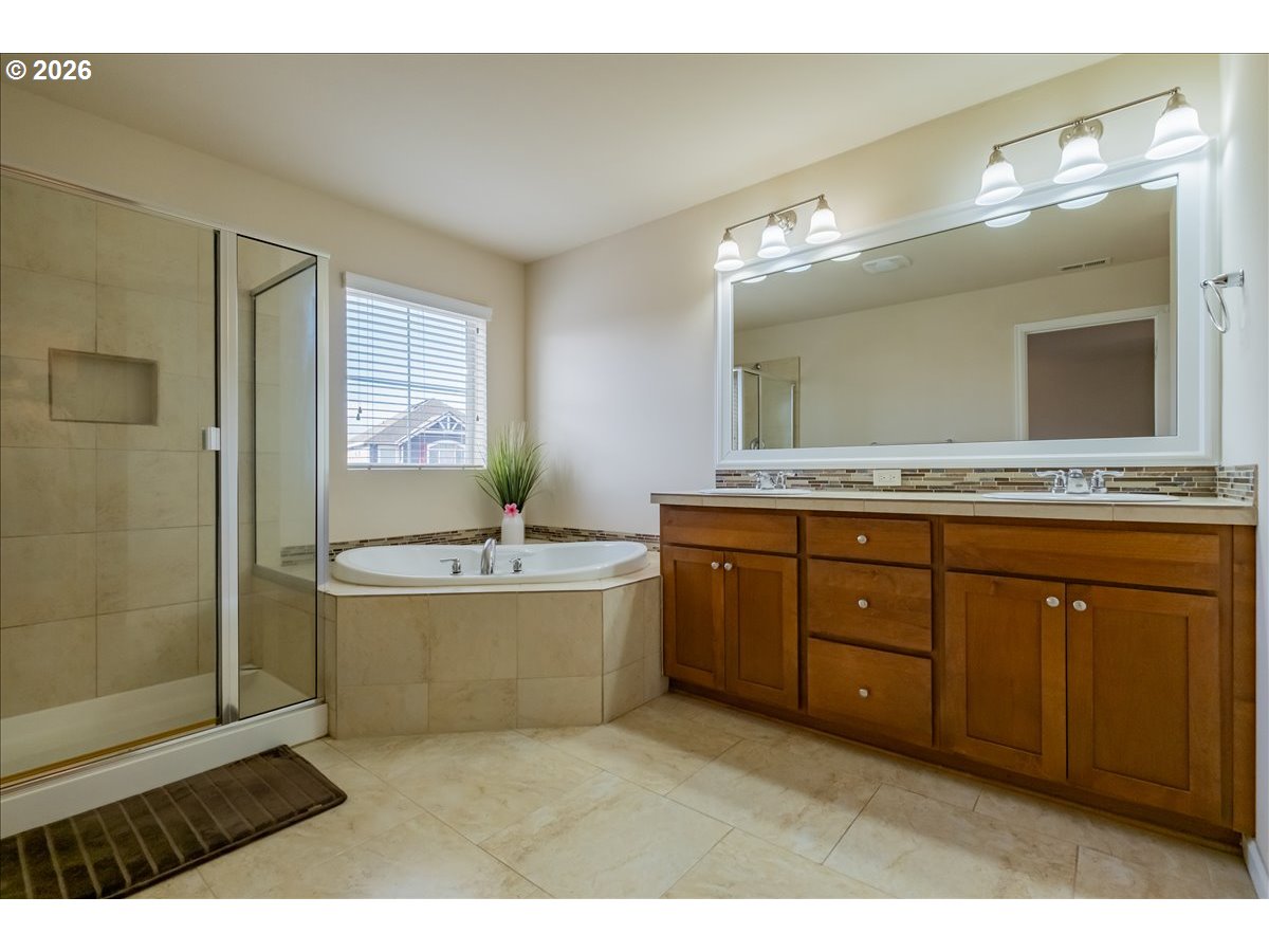 2943 Northwest Corktree Lane Albany, OR 97321 - Photo 27 of 39