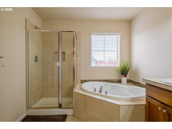 $569,900 | 2943 Northwest Corktree Lane, Albany, OR 97321