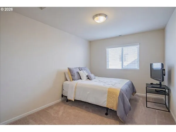 $569,900 | 2943 Northwest Corktree Lane, Albany, OR 97321
