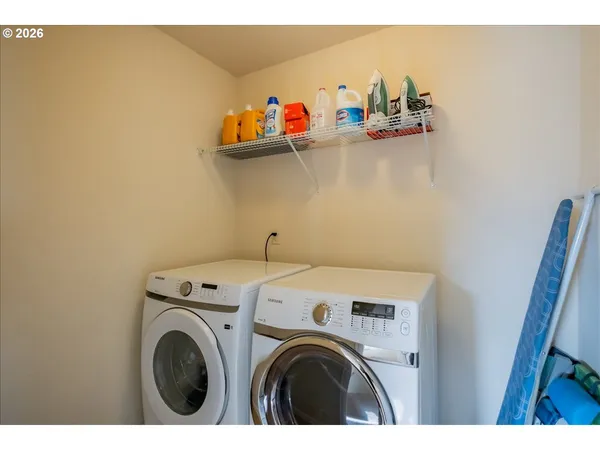 $569,900 | 2943 Northwest Corktree Lane, Albany, OR 97321