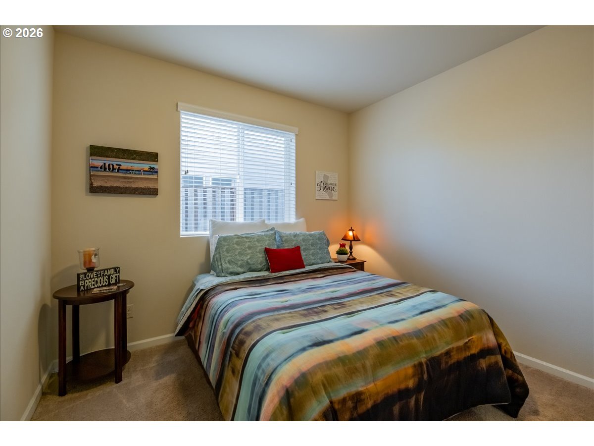 2943 Northwest Corktree Lane Albany, OR 97321 - Photo 8 of 39