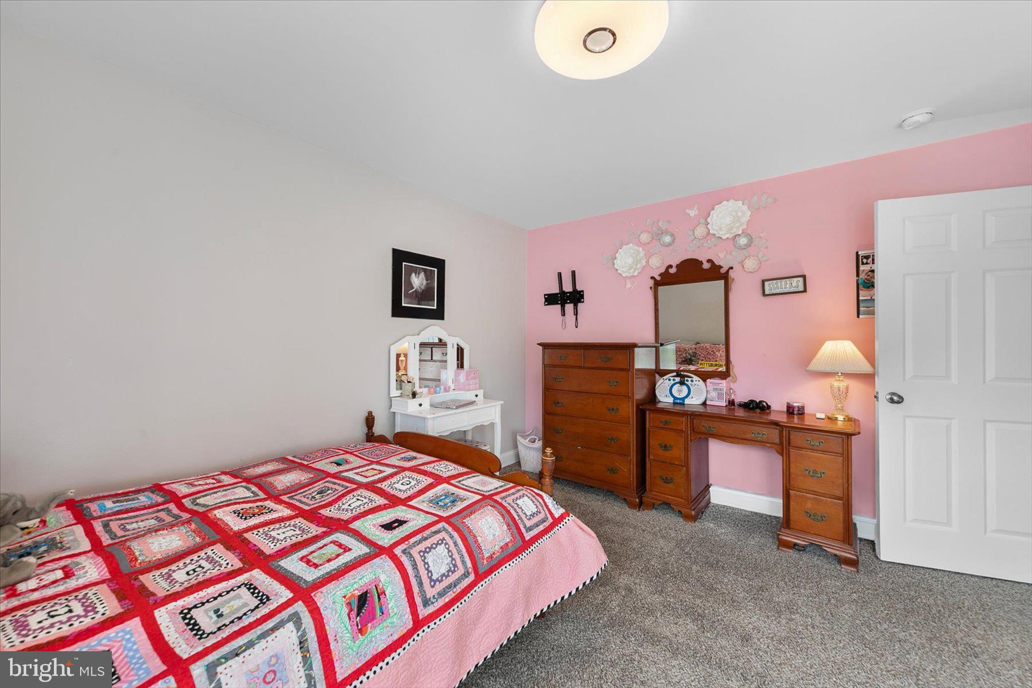 24697 Peterkins Road Georgetown, DE 19947 - Photo 35 of 54 Third Bedroom