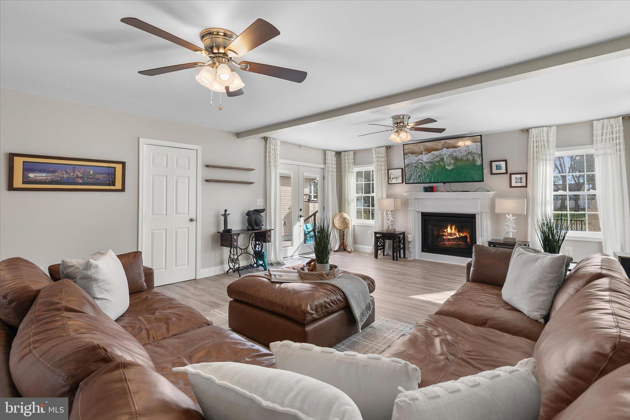 24697 Peterkins Road Georgetown, DE 19947 - Photo 4 of 54 New Addition Family Room