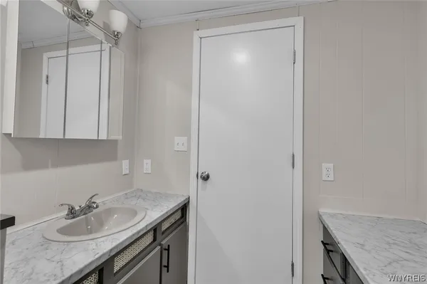 $74,900 | 77 Lakewood Village, Shelby, NY 14103