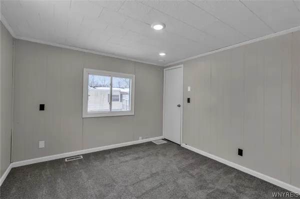 $74,900 | 77 Lakewood Village, Shelby, NY 14103