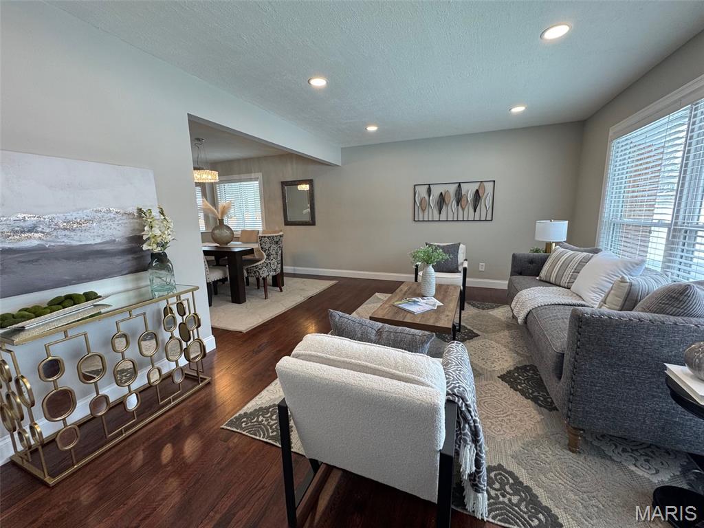 701 Fernview Drive Creve Coeur, MO 63141 - Photo 12 of 33