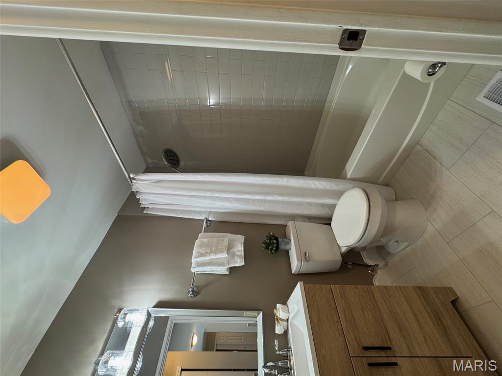 701 Fernview Drive Creve Coeur, MO 63141 - Photo 19 of 33