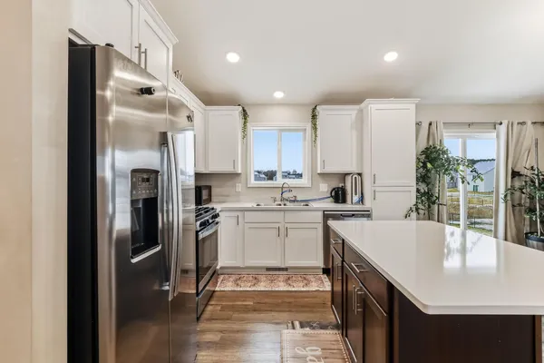 $394,900 | 1004 Triumph Trail, Isanti, MN 55040