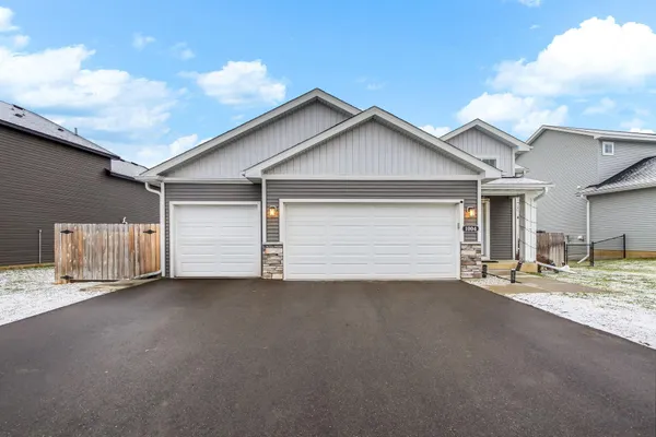 $394,900 | 1004 Triumph Trail, Isanti, MN 55040