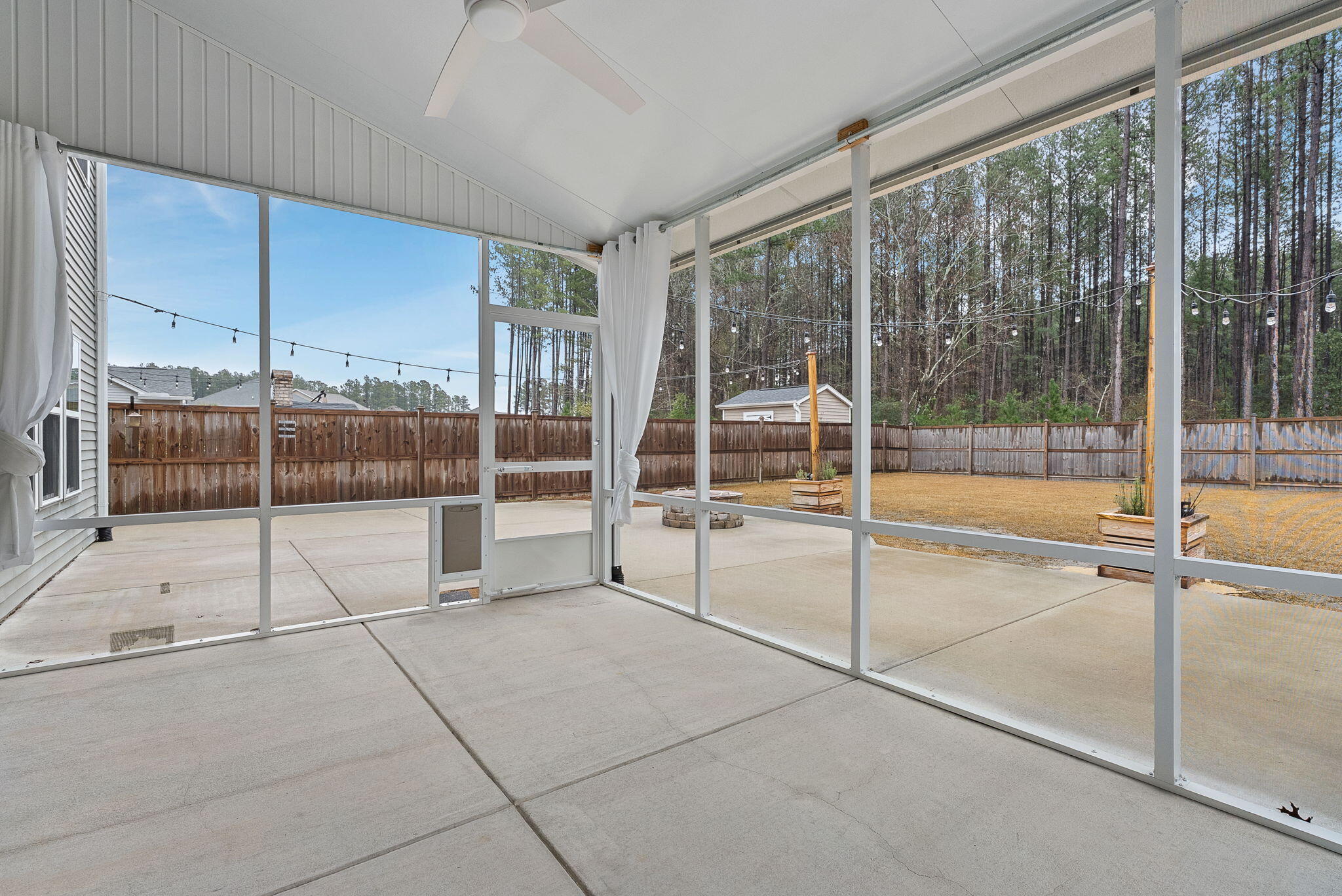 219 Saxony Loop Summerville, SC 29486 - Photo 14 of 56 49-web-or-mls-Barclay Media Co -47