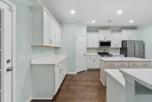 $3,400 | 219 Saxony Loop, Summerville, SC 29486