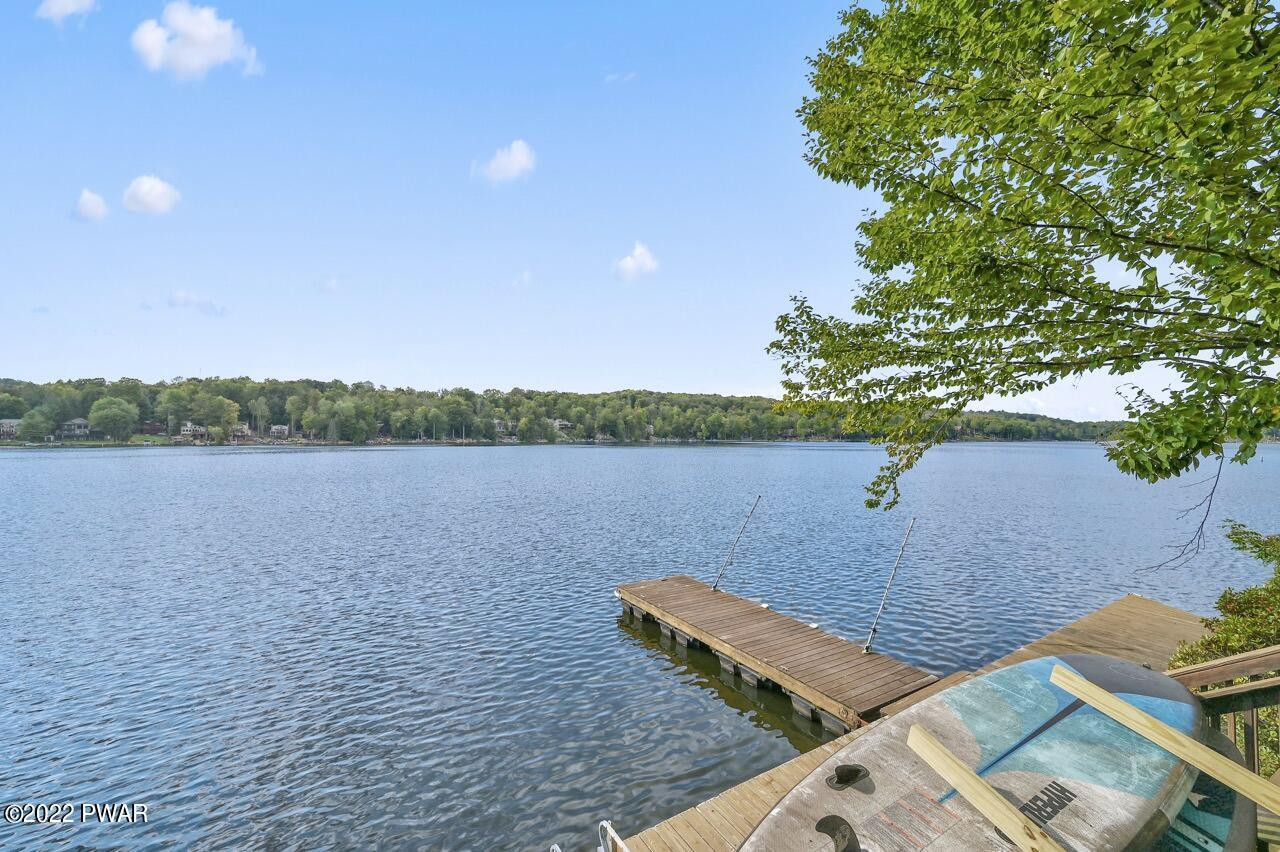 21 Roamingwood Road Lake Ariel, PA 18436 - Photo 3 of 85