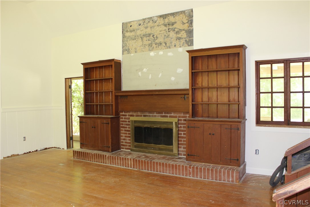 3900 Kenmore Road Richmond, VA 23225 - Photo 8 of 12 Great room with cathedral ceiling