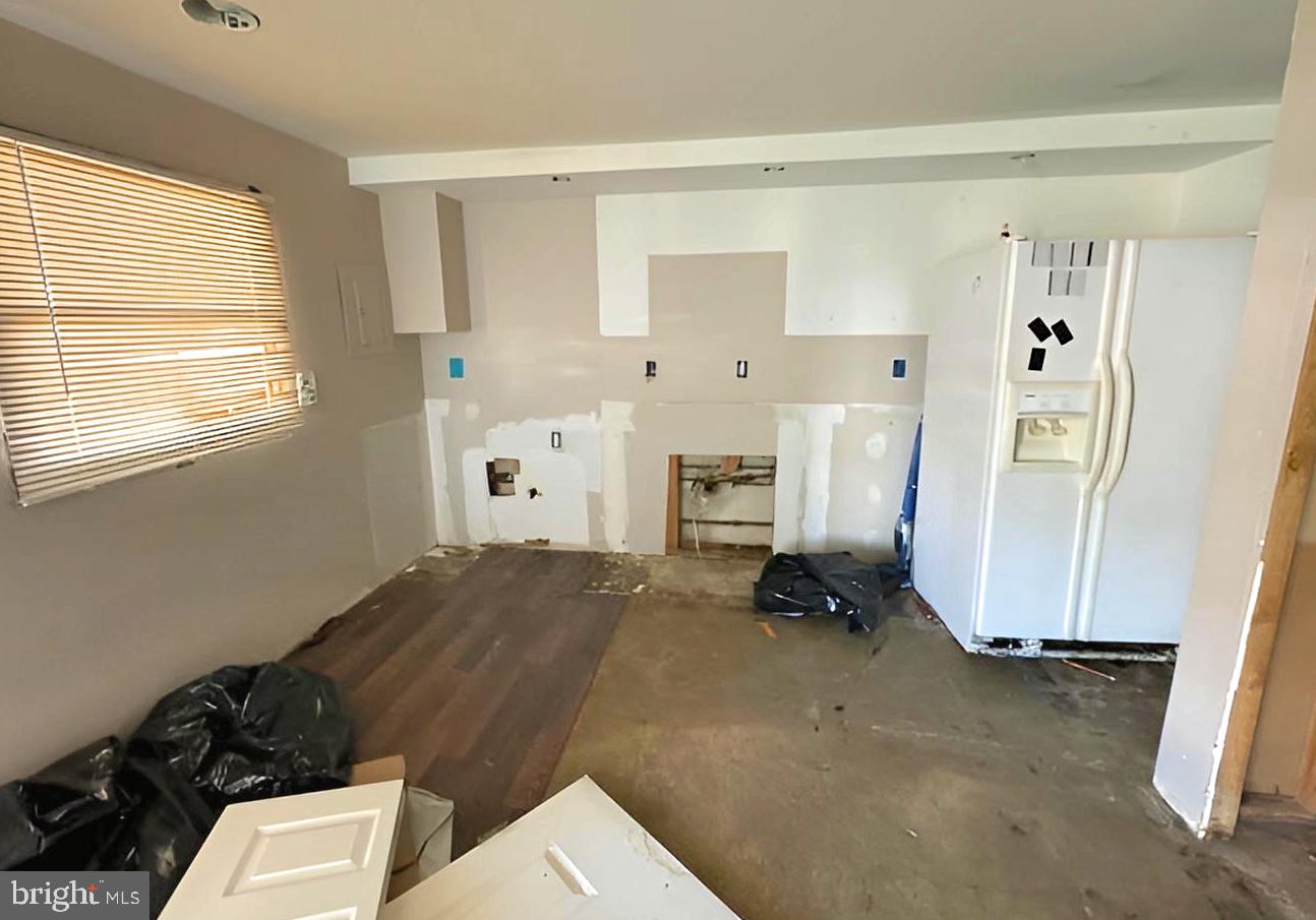 3130 Bero Road Halethorpe, MD 21227 - Photo 2 of 12 Kitchen