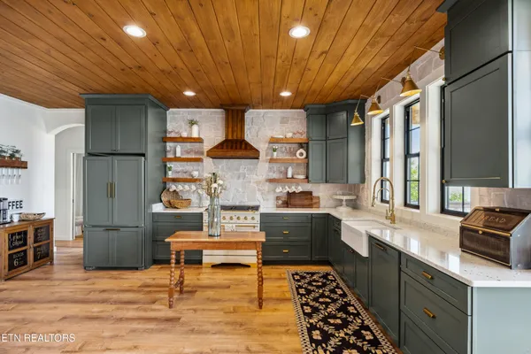 $1,200,000 | 1315 Still Mountain Way, Dandridge, TN 37725