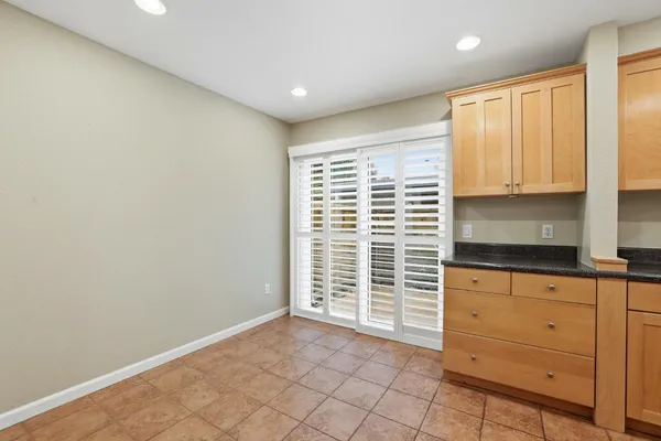 $355,000 | 5274 Lake Knoll Lane, Fair Oaks, CA 95628
