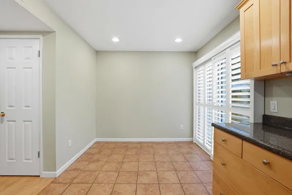 $355,000 | 5274 Lake Knoll Lane, Fair Oaks, CA 95628