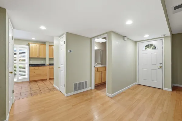 $355,000 | 5274 Lake Knoll Lane, Fair Oaks, CA 95628