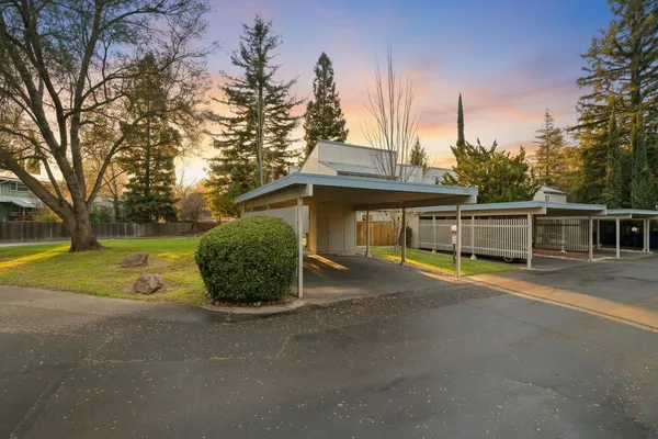 $355,000 | 5274 Lake Knoll Lane, Fair Oaks, CA 95628