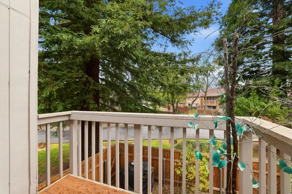 $355,000 | 5274 Lake Knoll Lane, Fair Oaks, CA 95628