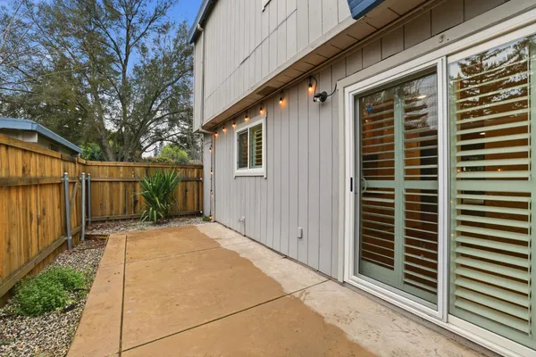 $355,000 | 5274 Lake Knoll Lane, Fair Oaks, CA 95628