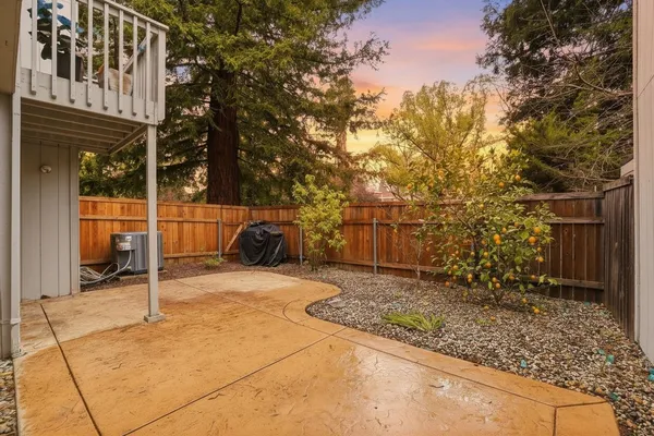 $355,000 | 5274 Lake Knoll Lane, Fair Oaks, CA 95628