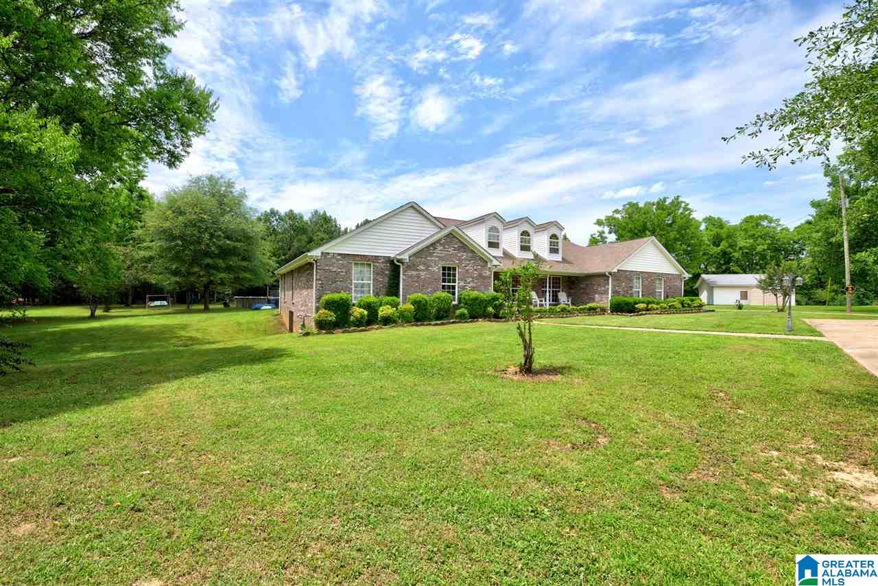 980 Kathy Lane Fultondale, AL 35068 - Photo 3 of 42