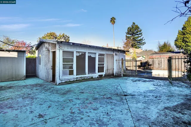 $699,000 | 1711 Carleton Street, Berkeley, CA 94703