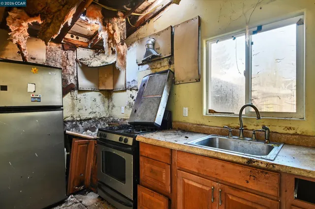 $699,000 | 1711 Carleton Street, Berkeley, CA 94703