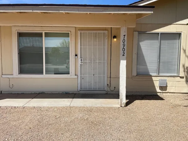 $1,885 | 10902 West Montecito Avenue, Phoenix, AZ 85037