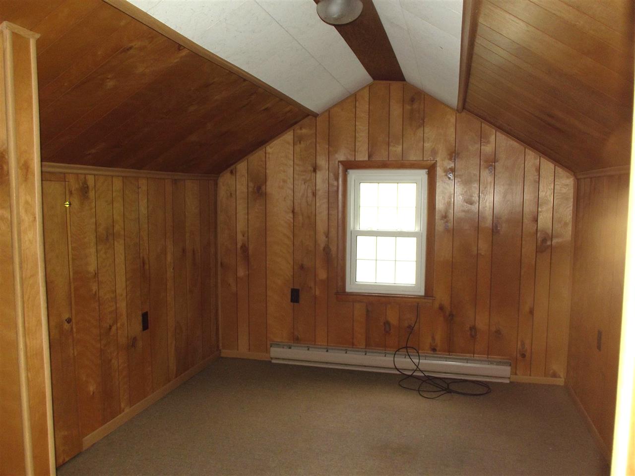 402 East Rockingham Street Elkton, VA 22827 - Photo 11 of 13 Gallery Image 11