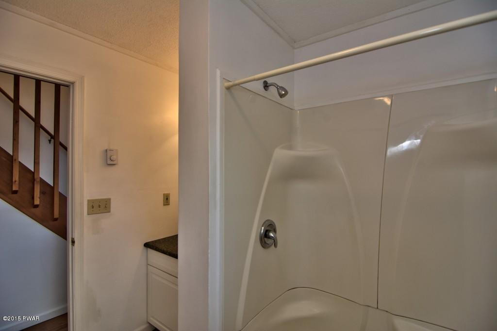 154 Spudeno Road Moscow, PA 18444 - Photo 27 of 42
