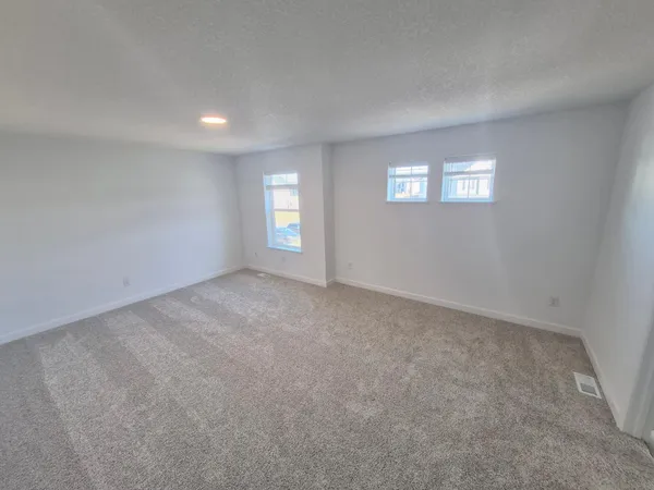 $2,595 | 14945 Archdale Lane, Rosemount, MN 55068