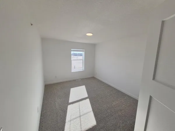 $2,595 | 14945 Archdale Lane, Rosemount, MN 55068