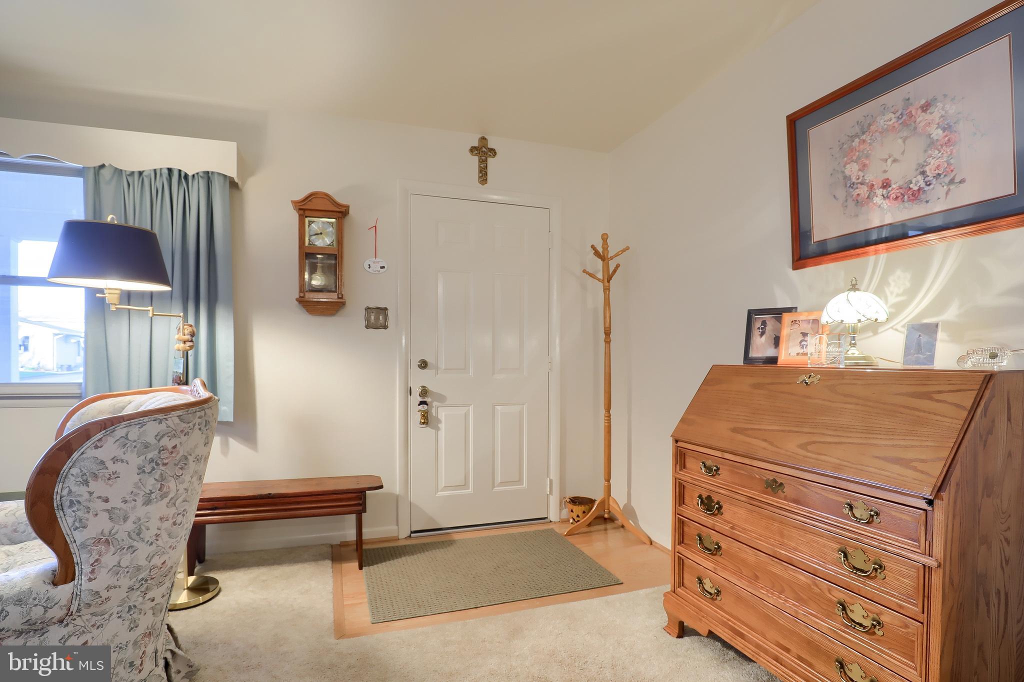 511 West Marion Street Lititz, PA 17543 - Photo 3 of 35