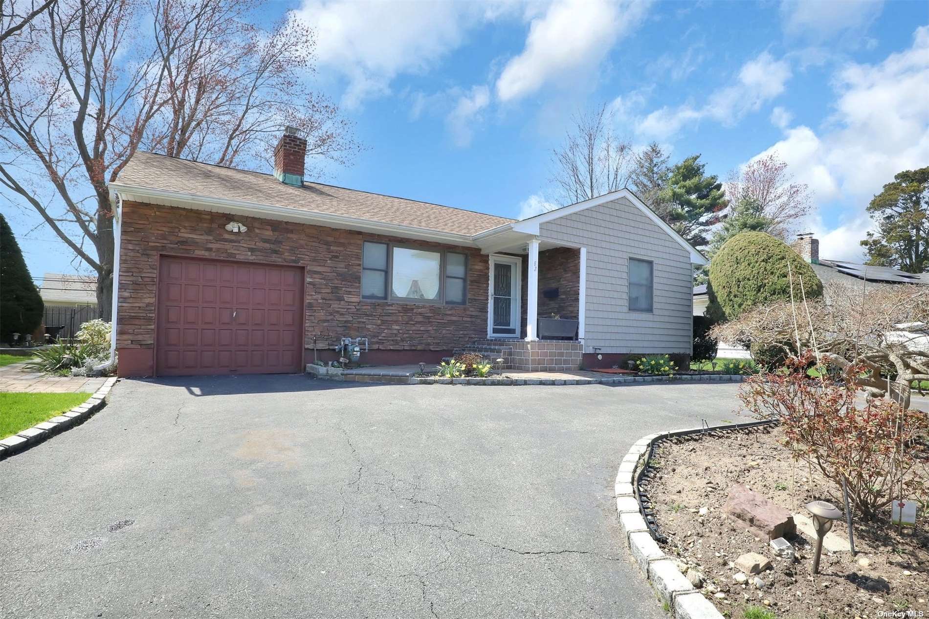 53 Gary Road Syosset, NY 11791 - Photo 1 of 1 Gallery Image 1