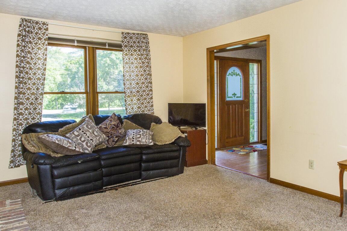 7463 Dublin Road Dublin, OH 43017 - Photo 20 of 64 FAMILY ROOM