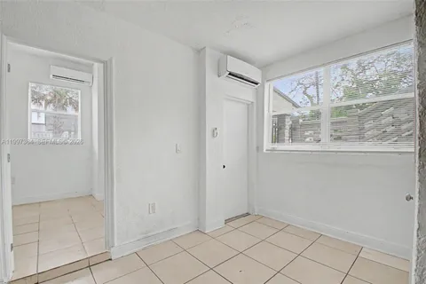 $1,500 | 50 Northwest 79th Street, Unit 2, Miami, FL 33150