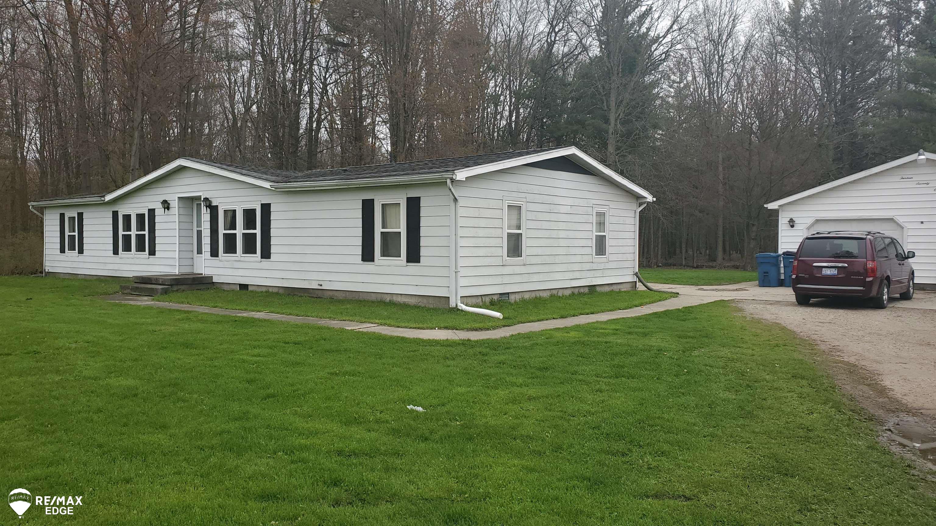1371 West Wackerly Road Sanford, MI 48657 - Photo 2 of 33 Gallery Image 2
