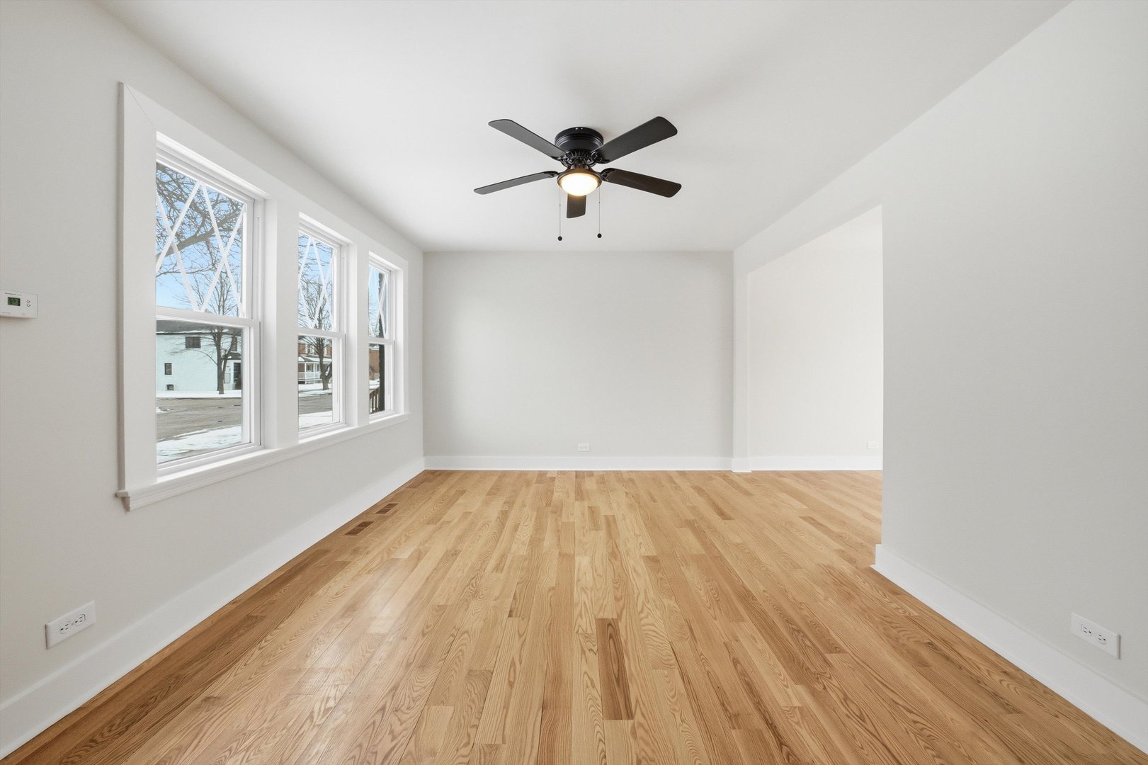 10750 South Ridgeway Avenue Chicago, IL 60655 - Photo 4 of 52