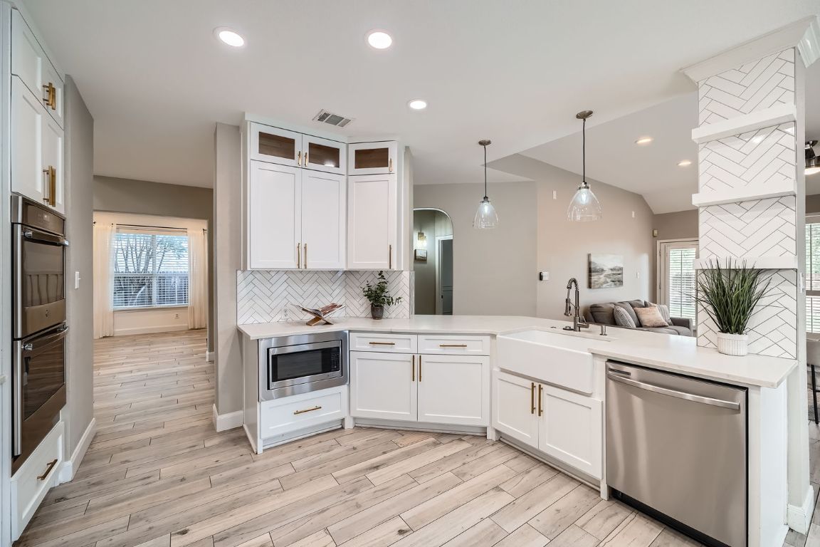 1237 Fall Creek Loop Cedar Park, TX 78613 - Photo 11 of 36 A chef or entertainer's dream!