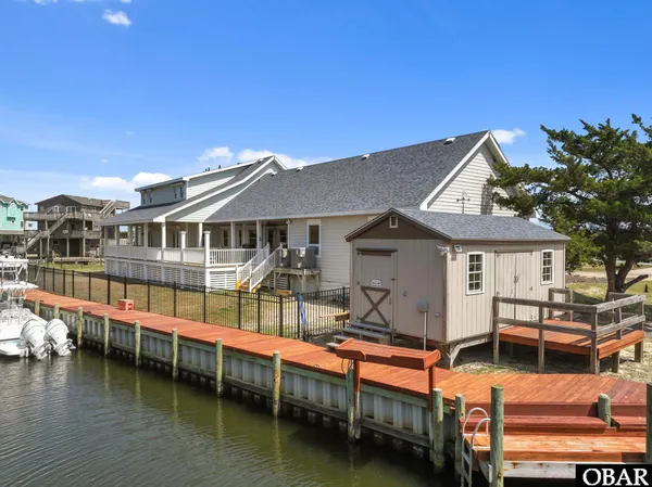 $1,175,000 | 40191 Cutty Sark Drive, Avon, NC 27915