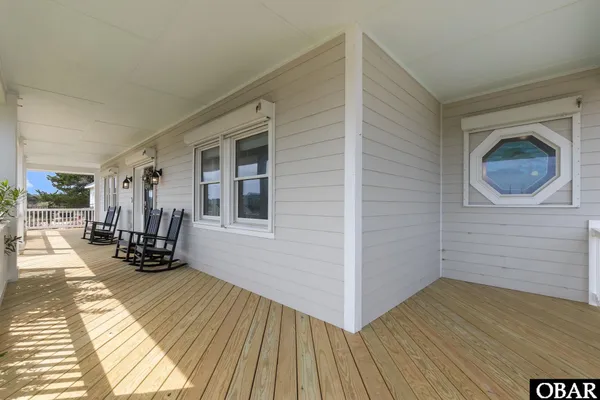 $1,175,000 | 40191 Cutty Sark Drive, Avon, NC 27915