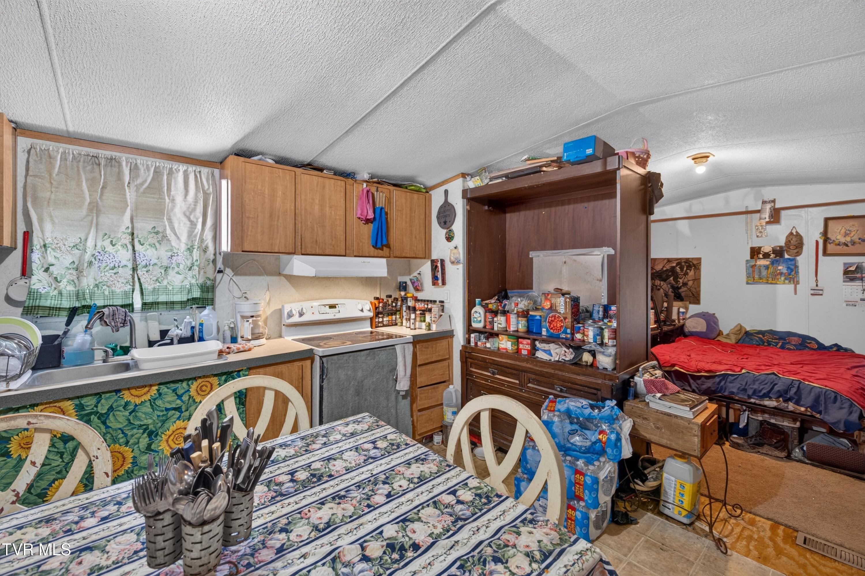 2087 Bullen Valley Road Thorn Hill, TN 37881 - Photo 10 of 29 009-2087BullenValleyRoad-ThornHill-TN-37