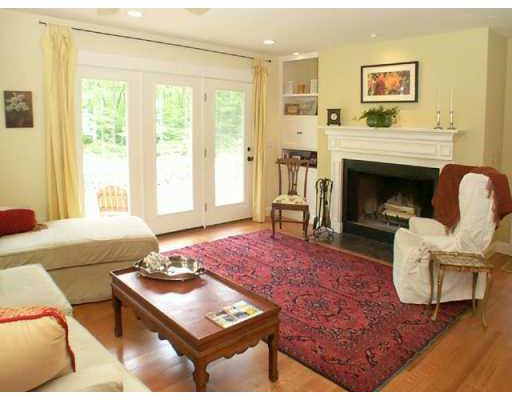 1239 E Road Tiverton, RI 02878 - Photo 4 of 12 Living Room.