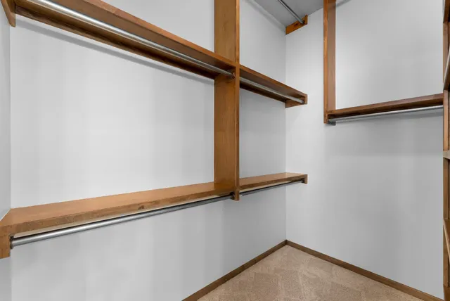 $379,900 | 15506 East Mainsgate Court, Wichita, KS 67228