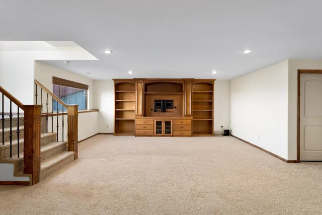 $379,900 | 15506 East Mainsgate Court, Wichita, KS 67228