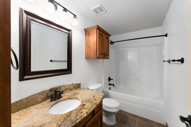 $379,900 | 15506 East Mainsgate Court, Wichita, KS 67228