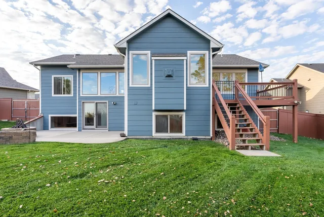 $379,900 | 15506 East Mainsgate Court, Wichita, KS 67228